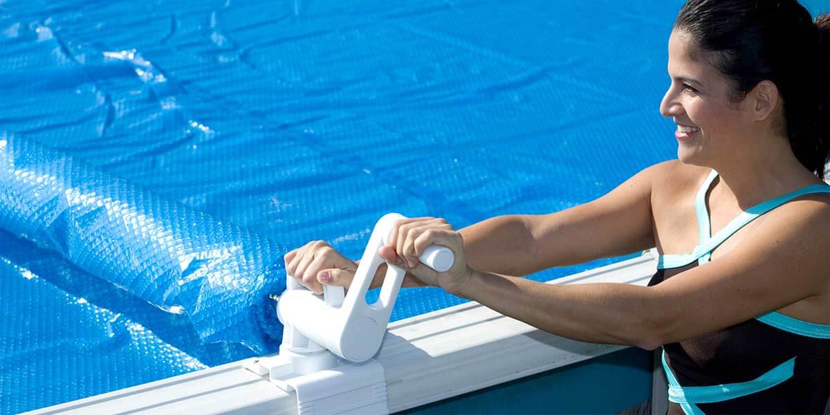 How Does A Solar Pool Cover Go On